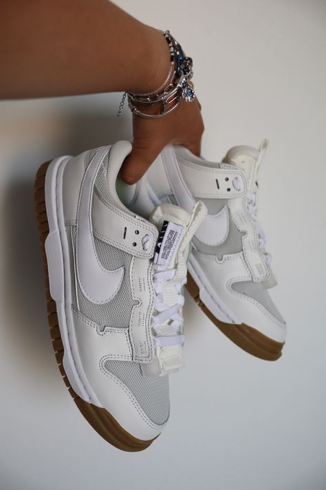 ☁️ Nike Dunks Disrupt, Nike Disrupt, Disrupt 2 Pale Ivory, Nike Dunk Low Disrupt 2, Nike Air Dunk, Nike Dunk Low Disrupt, Sneakers Cute, Shoes Prom, Perfect Sneakers