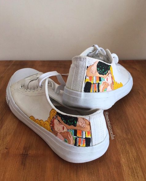 canvas shoes, fabric paint, custom painted, The Kiss, Klimt, painting, DIY Canvas Shoes Painting, Diy Canvas Shoes, The Kiss Klimt, Shoes Painting, The Kiss (klimt), Painted Canvas Shoes, Shoe Ideas, Painted Canvas, The Kiss