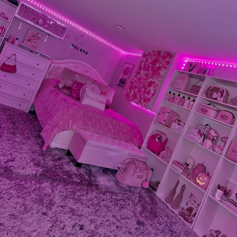 Dream room💫 🎀 🫧 👑 💖 ✨ #pinkaesthetic #girlygirly #girlyaesthetic #itgirl #girlyroom #pinkroom #aesthetic #itgirlaesthetic #softgirlaesthetic #girly #softgirl #girlythings #hellokitty #juicycouture #dreamroom #thatgirlaesthetic #luxury #pink #beauty #makeup #pinterestaesthetic #fashion #beauty #luxe #lifestyle #explore #explorepage #fyp #reels #trending #amrcbeautyluxe 🎀🫧👑💖✨🌸💕👛 • Girly • Pink • Beauty • Luxe • Lifestyle • Aesthetic Baddie Room, Small Room Makeover, Hello Kitty Room Decor, Bedroom Ideas For Small Rooms Cozy, Dorm Room Styles, Girly Room Decor, Neon Bedroom, Girly Apartment Decor, Diy Room Decor For Teens