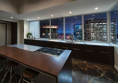 Christian Grey's Home Kitchen Penthouse Kitchen, Penthouse Luxury, Luxury Penthouse, Grey Houses, Penthouse Apartment, Renovation Design, Lounge Design, Gray Interior, Red Walls