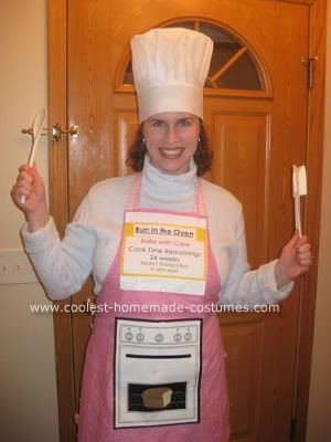 Homemade Bun in the Oven Halloween Costume... This website is the Pinterest of costumes Bun In The Oven Costume, Pregnancy Costumes, Pregnant Halloween Costumes, Homemade Buns, Bun In The Oven, Homemade Costume, Pregnant Halloween, Homemade Halloween Costumes, Homemade Costumes