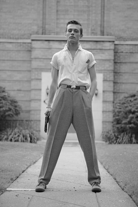 @youngshizzle ♔ 50s Style Men, 1950s Fashion Menswear, 50s Mens Fashion, Greaser Style, 1940s Mens Fashion, 1950s Mens Fashion, Look 80s, Vintage Outfits Men, Don Pedro