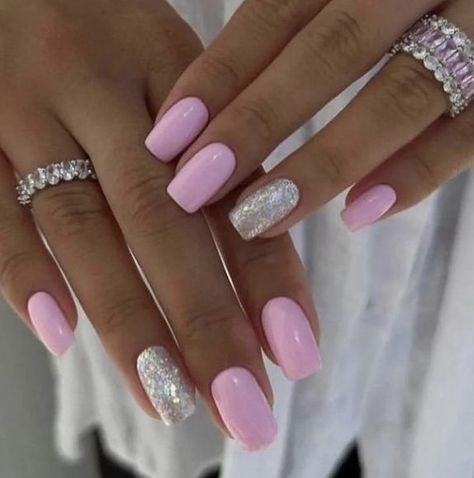 Simple But Elegant Nails, Sns Nails Colors, Pink Gel Nails, Sassy Nails, Short Acrylic Nails Designs, Pink Acrylic Nails, Dipped Nails, Fabulous Nails, Classy Nails