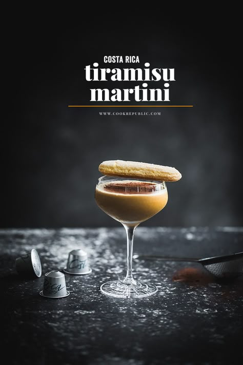 Tiramisu Martini, Cocktail Trends, Tiramisu Dessert, Food Social Media, Beverage Photography, Cocktail Book, Classic Desserts, Social Media Ideas, Alcohol Drink Recipes