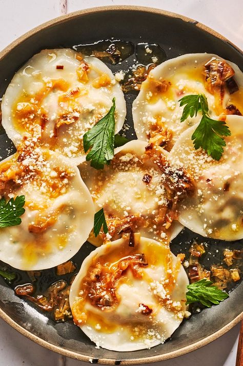 The "Of-fish-al" 30 Best Seafood Recipes To Make All Summer Long Shrimp Ravioli, Italian Seafood, Summer Seafood Recipes, Lobster Ravioli, To Lower Cholesterol, Healthy Dinner Ideas, Ravioli Recipe, Best Seafood Recipes, Easy Seafood