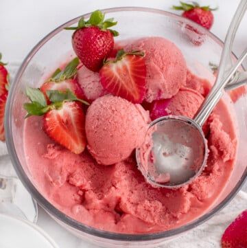 Strawberry Gelato - Chef Dennis Shirataki Recipes, Vegan Strawberry Ice Cream, Red Ice Cream, Pool Patio Ideas, Strawberry Gelato, Gelato Recipes, Ninja Creamy, Whole Wheat Muffins, Oysters Rockefeller