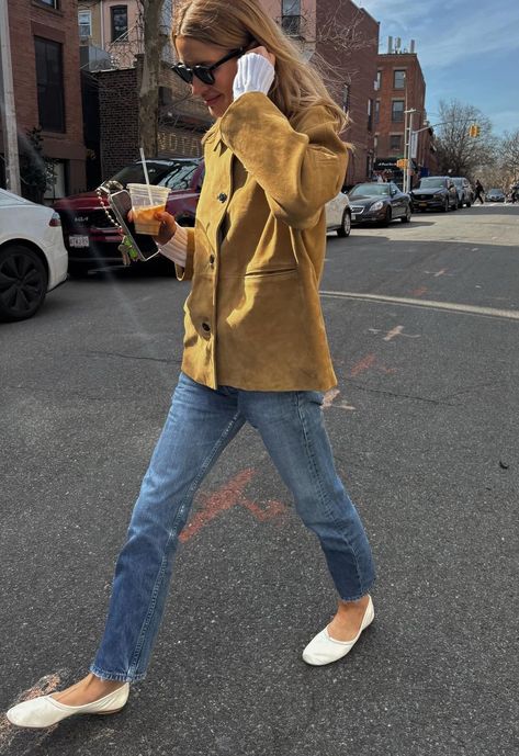 Courtney Grow, Suede Jacket Outfit, West Coast Fashion, 가을 패션, Suede Jacket, Fall Looks, Fall Winter Outfits, Comfort Zone, What If