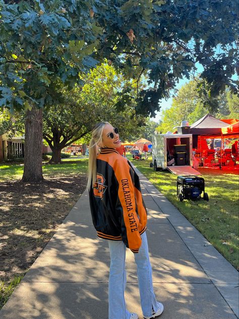 Football Gameday Outfit Cold, Cold College Game Day Outfit, Oklahoma State Game Day Outfit, College Gameday Outfits Cold, Cold Gameday Outfit College, Fall Gameday Outfit College, Gameday Outfit Cold, Fall Tailgate Outfit, College Gameday Outfits Football