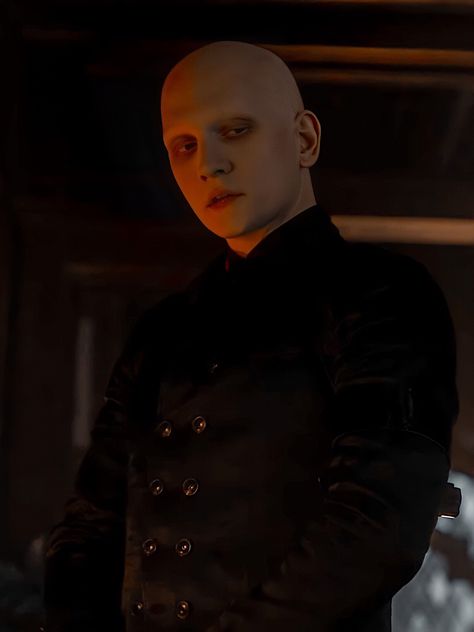 Bald Goth, Victor Zsasz Gotham, Shave Head, Anthony Carrigan, Gotham Characters, Victor Zsasz, Gotham Series, Deat Note, Gotham Villains