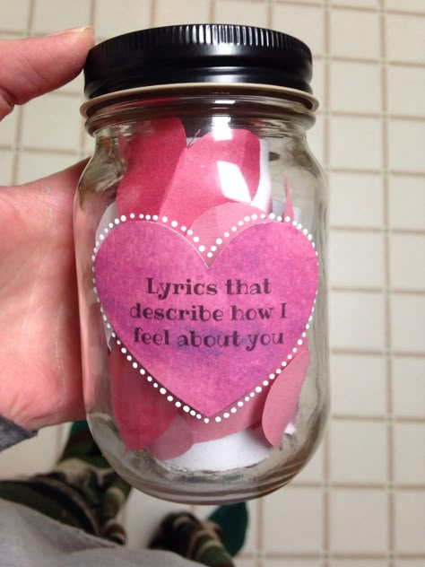 Lyrics that describe how I feel about you Mason Jar | DIY boyfriend gift | Mason Jar DIY | Mason Jar Crafts | Lyrics Homemade Gifts For Boyfriend, Bf Gifts, Creative Gifts For Boyfriend, Bday Gift, Diy Gifts For Him, Cute Couple Gifts, Boyfriend Diy, Mason Jar Crafts Diy