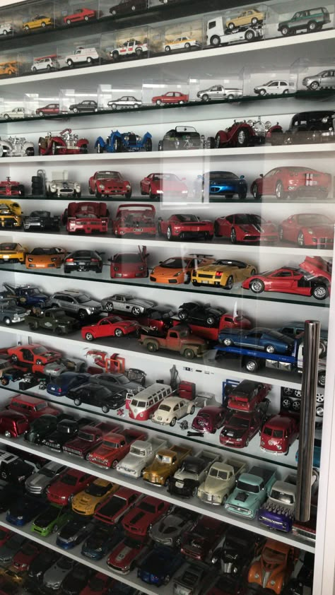 Car Toys Collection, Hotwheels Storage, Car Collection Display, Hot Wheels Cars Display, Toy Collection Room, Toy Car Collection, Car Model Display, Diecast Cars Display, Car Town