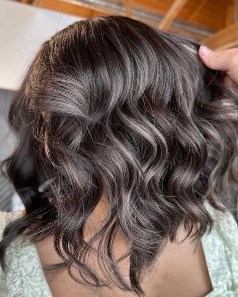 Caramel Hair Colour, Highlights For Gray Hair, Light Brown Hair Color Ideas, Light Brown Hair Color, Gray Highlights, Brown Hair Color Ideas, Hair Adviser, Brown Hair Color, Light Brown Hair