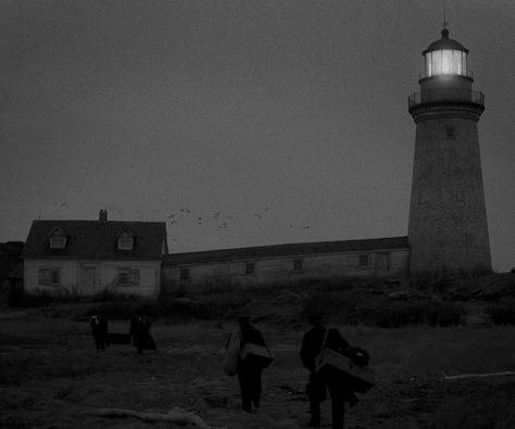 The Lighthouse 2019, Robert Eggers, Lighthouse Keeper, Willem Dafoe, Still Frame, Best Cinematography, Travis Fimmel, Movie Shots, Cosmic Horror