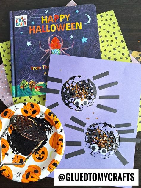 Potato Masher, Eric Carle, Spiders, Art Diy, Happy Halloween, Paper Art, Potato, Glue, Stamp