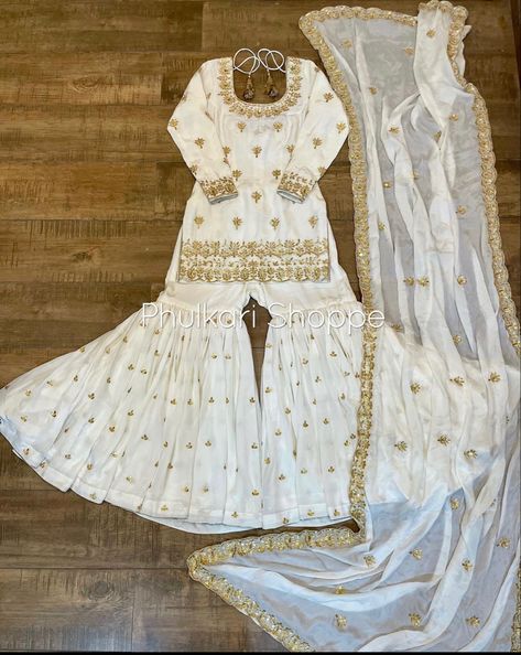 White And Gold Punjabi Suit, White And Gold Sharara, White Punjabi Suit, Salwar Ideas, Cultural Outfits, Punjabi Wedding Suit, White Sharara, Bengali Culture, Punjabi Suits Designer Boutique