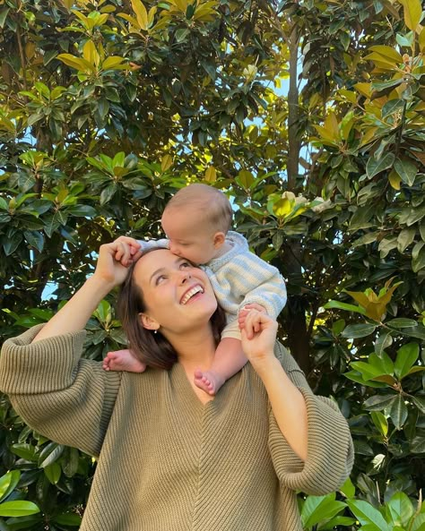 Mary Kate Robertson Style, Young Mum Aesthetic, Me As A Mother, Mary Kate Robertson, Mama Aesthetic, Motherhood Aesthetic, Dream Family, My Future Life, Future Mom