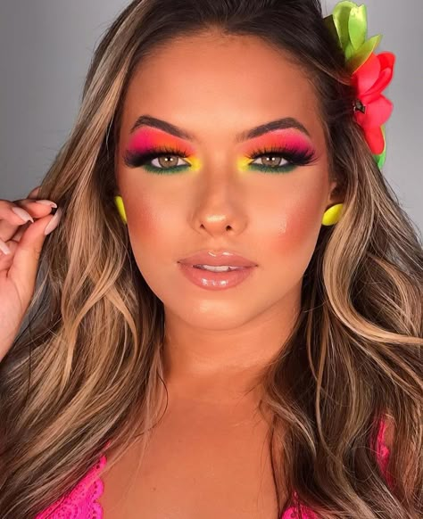 Hawaiian Make Up Look, Hawaiian Makeup Look Hawaii, Tropical Makeup Look Hawaii, Luau Makeup, Hawaiian Makeup Look, Hawaii Makeup Look, Nails Beauty And The Beast, Tropical Makeup Look, Hawaiian Makeup