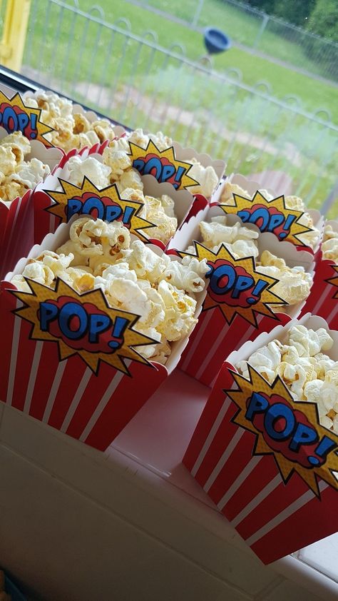 Spiderman Birthday Party Food, Spiderman Birthday Party Decorations, Iron Man Birthday, Marvel Birthday Party, Marvel Party, Superhero Theme Party, Avenger Birthday Party, Spiderman Birthday Party, Avengers Party