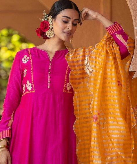 Pink Contrast Color Combinations, Pink Contrast Color Combinations Dresses, Color Combinations Dress, Contrast Color Combinations, Contrast Dupatta, Combination Dresses, Pink Color Combination, Pink Contrast, Outfits Indian