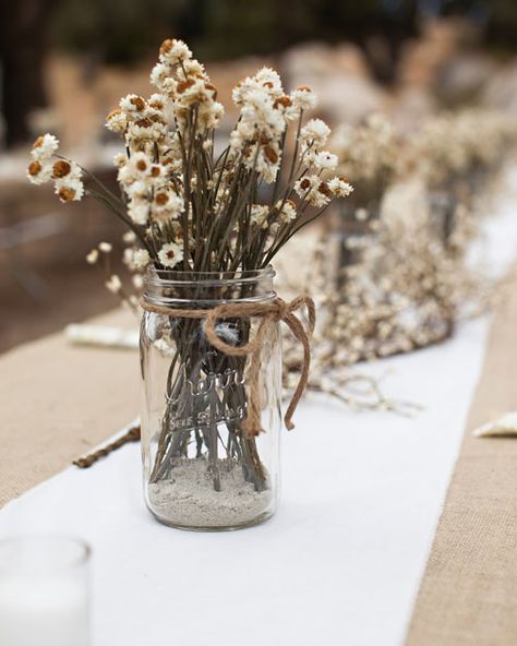 Single Variety Dried Flower Bouquet Wedding, White Wedding Centerpieces, Wedding Jars, Wedding Centerpieces Mason Jars, Simple Wedding Centerpieces, Simple Wedding Decorations, Simple Centerpieces, Fall Wedding Centerpieces, Mason Jar Wedding