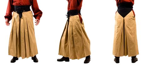 Tan and Black Hakama by Lastwear.deviantart.com on @DeviantArt Hakama Pattern, Cosplay Patterns, Jesus Clothing, Pants Tutorial, Samurai Pants, Hakama Pants, Diy Pants, Sca Garb, Armor Clothing