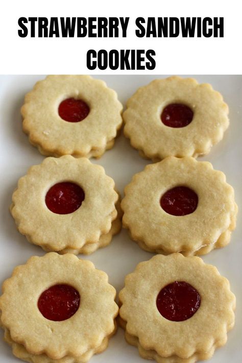 jam filled sugar cookies Jam Filled Cookies, Strawberry Sandwich, Cookie Sandwich Recipes, Easy Jam, Jelly Cookies, Filled Cookies, Danish Food, Desserts For A Crowd, Thanksgiving Desserts