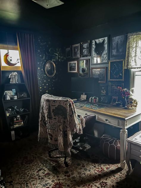 Whimsy Goth Office, Witchy Desk Bedroom, Witchy Office Space, Gothic Gaming Room, Wizard Bedroom Aesthetic, Gothic Home Office, Dark Apartment, Cottagecore Goth Aesthetic Room, Witchy Desk