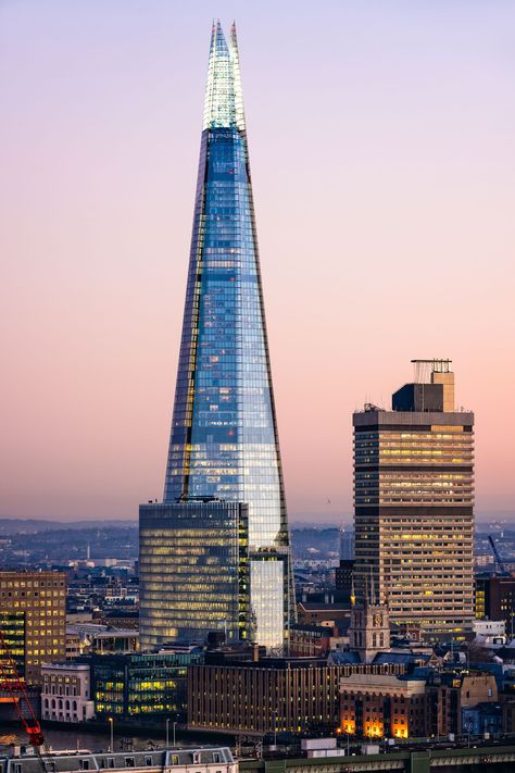 21 top London attractions: a guide to the capital's bucket list sights | CN Traveller The Shard London, Places In London, London Transport Museum, Camden Markets, London Attractions, Tate Britain, Hampton Court Palace, Beautiful Scenes, The Shard