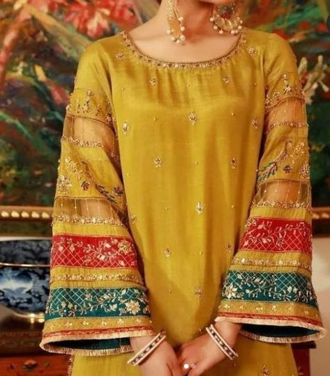 Mayon Dress, Pakistani Mehndi, Mehndi Night, Mehndi Dresses, Haldi Outfit, Mehndi Dress, Poems Quotes, Velvet Dress Designs, Womens Trendy Dresses