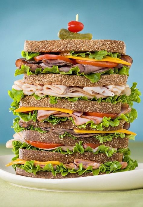 Dagwood Sandwich, Healthy Delicious Recipes, Clam Recipes, Sandwich Recipe, Eat Smart, Maraschino Cherry, Sandwich Bread, Turkey Breast, Food Shows