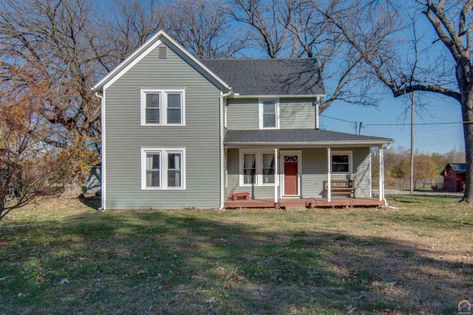 Kansas Farmhouse, Life Dreams, Ranch House, Country Life, Kansas, Fence, Shed, Garage, Outdoor Structures