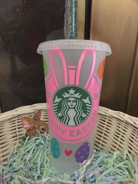 Say Happy Easter with this adorable Starbucks Cold Cup. This 24 ounce cup can be reused over and over again.  This is made with Oracal 651 vinyl and is to be handwashed only.  Thanks for your support. All items are handmade with love. No two items will look exactly the same.  * Color of vinyl may slightly be different based on supplies. * Easter Cups, Starbucks Cup Design, Cold Cups, Eggs Easter, Diy Cups, Custom Cup, Easter Gift Baskets, Tumbler Ideas, Starbucks Cup