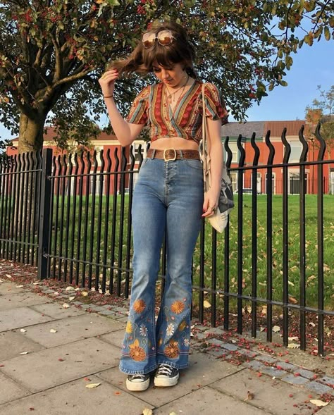 70s Outfit Ideas, Hippie Outfits 70s, Hippie Fits, 70s Outfit, 70s Inspired Outfits, Moda Hippie, Outfits 70s, Mode Hippie, 70s Inspired Fashion