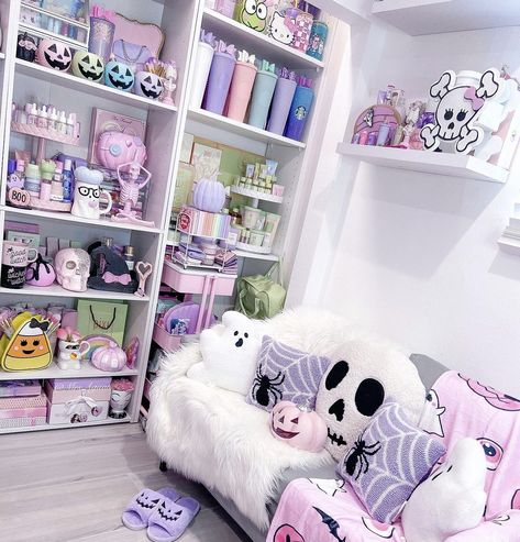 Pastel Goth Interior, Pastel Gothic Room, Pastel Goth Interior Design, Pastel Goth Bedroom Aesthetic, Pastel Goth Living Room, Pastel Goth Aesthetic Room, Goth Gaming Setup, Pastel Goth Room Ideas, Pastel Goth Bedroom