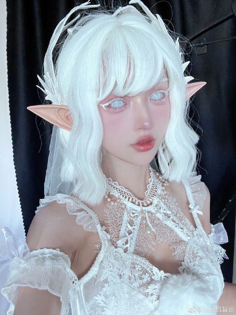 Angel Makeup, Elf Cosplay, Angel Costume, Ethereal Makeup, Elf Costume, Female Character Inspiration, Angel Aesthetic, Elf Makeup, White Eyes