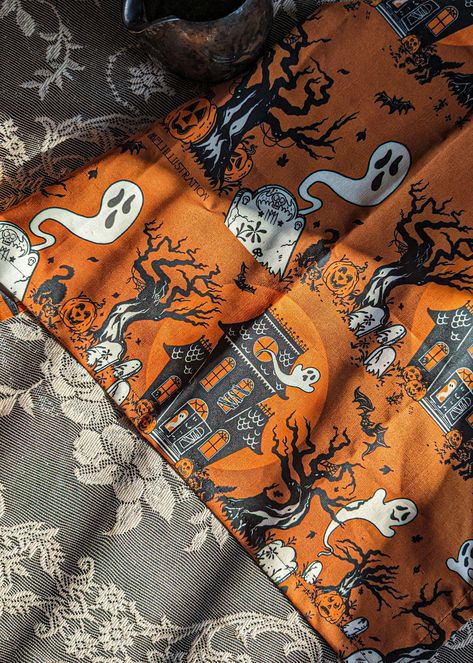 This Halloween Tea Towel is the perfect way to add a festive touch to your home. With a 74% cotton and 24% hemp blend, it's soft yet durable enough to be used as a hand towel, napkin, or placemat. The 17" x 26" spooky design adds a unique style to any Halloween-themed space. This perfectly matches my mug designs to have a coordinated table. Halloween Textiles, Halloween Towels, Halloween Tea Towels, Halloween Graphic Cotton T-shirt, Halloween Graphic Print Cotton T-shirt, Spooky Designs, England Uk, Hand Towel, Tea Towel