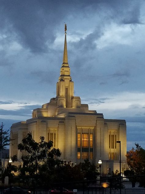 Ogden Utah temple.  Stormy October morning Ogden Utah Temple, Orem Utah Temple, Orem Temple, Temple Wallpaper, October Morning, Lds Temple Pictures, Orem Utah, Mormon Temples, Utah Temples