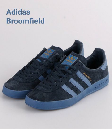 Adidas Broomfield, Adidas Classic Shoes, Adidas Og, Navy Adidas, Vintage Trainers, Football Casuals, Adidas Classic, Adidas Gazelle Sneaker, Classic Shoes