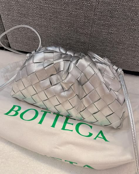 Silver Bottega Bag, Bottega Bags, Bottega Bag, Statement Handbag, Bottega Veneta Bag, Timeless Bags, Bag Obsession, Silver Bags, Stylish Purse