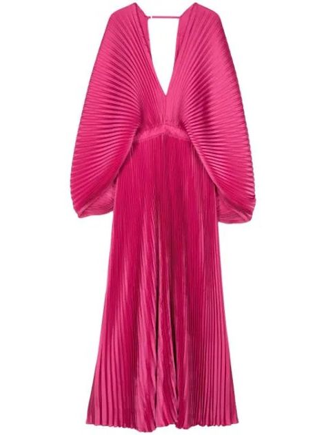 Designer Dresses S/S 2018 - Farfetch Pink Pleated Dress Outfit, Roses Outfit, Edgy Glam, Designer Evening Gowns, City Dress, Pleated Maxi Dress, Pleated Maxi, Dolce E Gabbana, Pink Maxi Dress