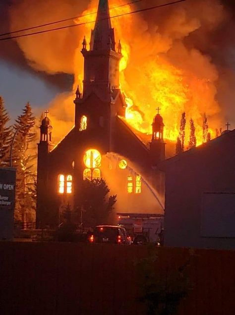 Church On Fire, Building On Fire, Demon Aesthetic, Church Aesthetic, Catholic Churches, In Flames, Southern Gothic, On Fire, Catholic Church