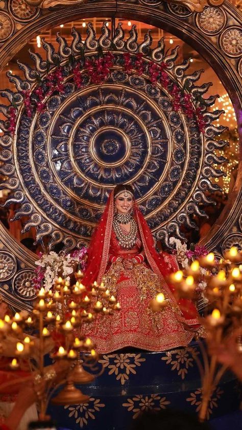 Royal Bridal Entry, Entry Of Bride, Bridal Entry, Bride Entry, Mehndi Night, The Ritz, Dress Indian, Dress Indian Style, Indian Style