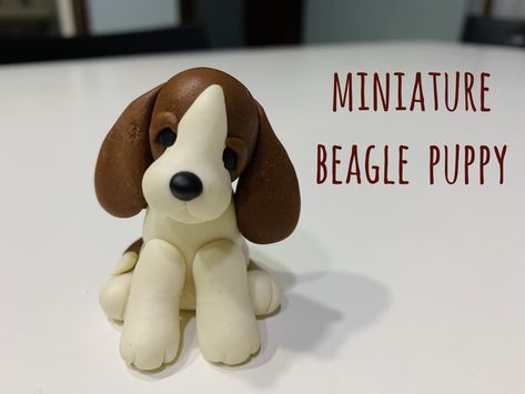 Learn how to model clay figurines. Easy to follow tutorials. To watch the full video click on the image. Easy Clay Dog Step By Step, Polymer Clay Beagle, Easy Fondant Dog Tutorial, Puppy Clay Art, How To Make A Clay Dog Easy, Polymer Clay Dog Easy, Clay Dog Tutorial, Easy Clay Animals For Kids, Clay Dog Easy