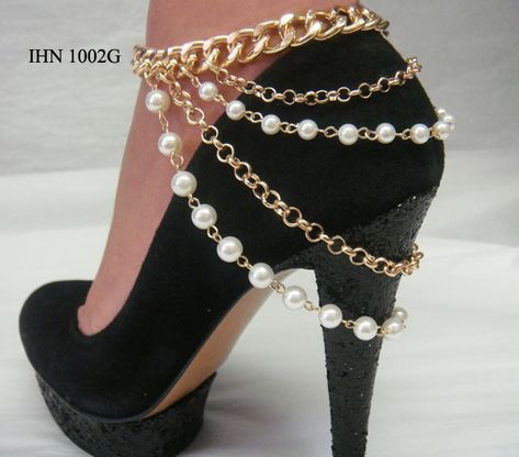 $100 Divalicious Dollars Photo Contest! - Divalicious Eyewear High Heel Jewelry, Shoe Accessories Jewelry, Heels With Chains, Pearl Body Jewelry, Shoe Chains, Ankle Accessories, Shoe Chain, Pearl Chains, Shoe Makeover