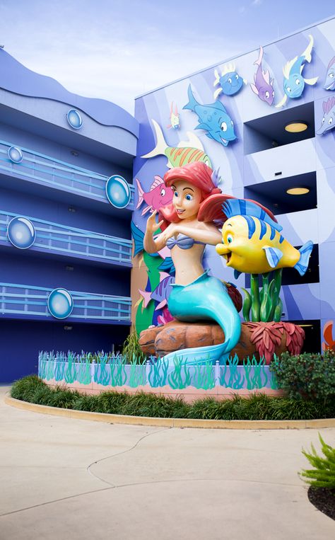 Little Mermaid Hotel Area - Disney's Art of Animation Resort - Disney With Dave's Daughters Disney Hotel Room, Disney Art Of Animation Resort, Art Of Animation Disney World, Mermaid Hotel, Disney Hotels Room, Hotel Disney, Disney World Hotel, Disney Value Resorts, Disney Hotel