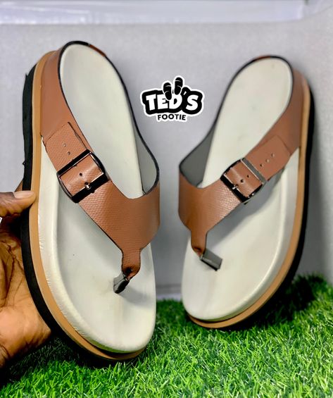 Pam Sandals For Men, Pam Slippers For Men, Julius Fashion, Men Leather Sandals Fashion, Aesthetic Sandals, Gents Slippers, Pocket Design Fashion, Gents Shoes, Leather Slippers For Men