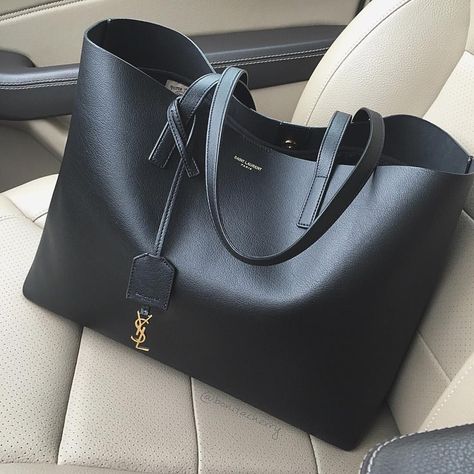 YSL Saint Laurent black leather tote Sac Yves Saint Laurent, Ysl Tote Bag, Ysl Tote, Saint Laurent Tote, Uni Bag, Best Tote Bags, My Style Bags, Luxury Bags Collection, Girly Bags