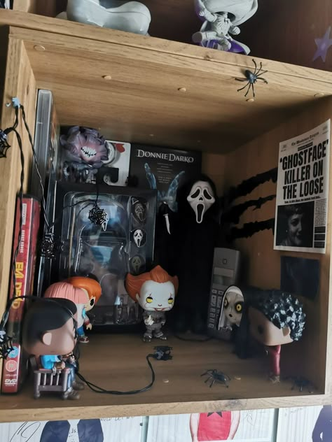 Shelf Decor Bedroom Aesthetic Wall Shelves, Funko Pop Collection Room Aesthetic, Movie Collection Display Aesthetic, Horror Movie Aesthetic Room Decor, Horror Shelf, Horror Collection Room, Horror Room Decor, Horror Collection Display, Funko Pop Horror