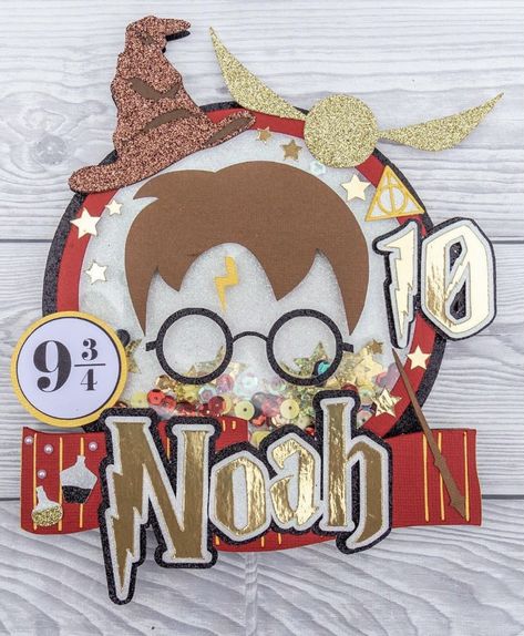 Harry Potter Cake Topper Cricut, Harry Potter Cricut, Harry Potter Cake Topper, Cake Topper Design, Harry Potter Theme Birthday, Diy Cake Topper Birthday, Shaker Cake Topper, Harry Potter Bday, Topper Design