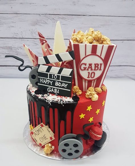 A movie themed cake for Gabi's 10th birthday Movie Night party. 8 inch (15 cm) cake covered in buttercream with movie themed elements and toppers. Up Movie Cake, Movie Theater Cake, Movie Cake Ideas, Theater Cake, Movie Theme Cake, Theatre Cake, Birthday Movie Night, Movie Cake, Birthday Movie